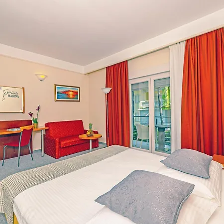Hotel Marina-3